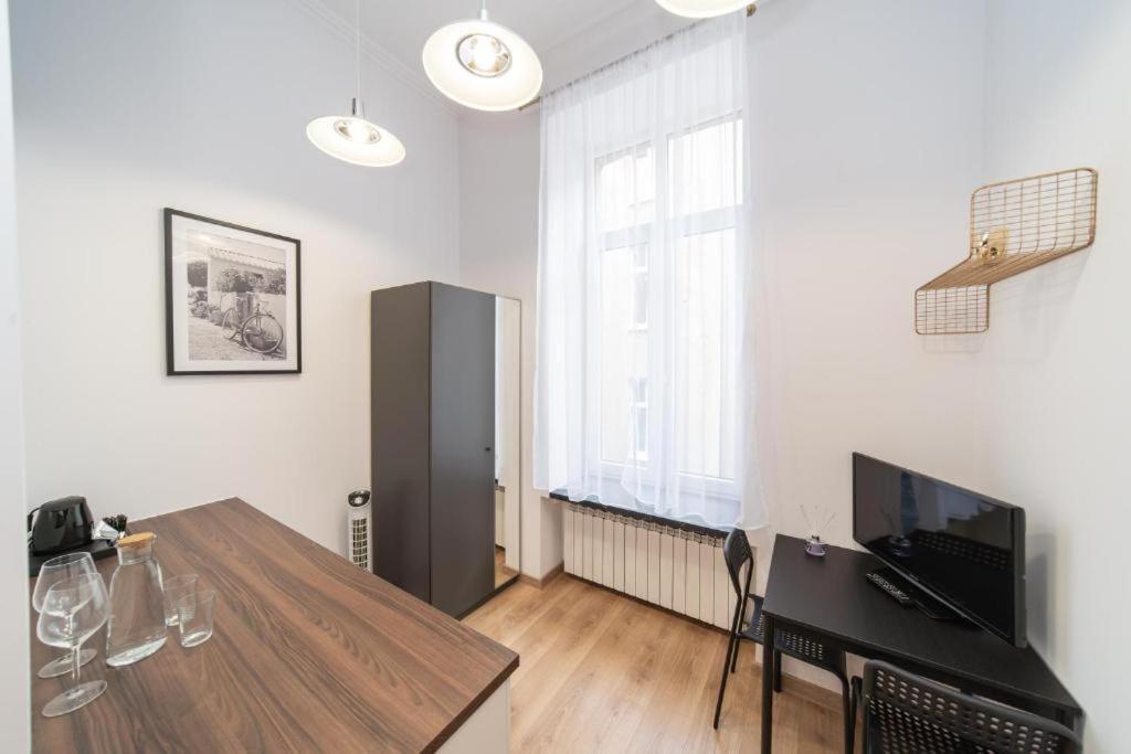 Vipol Amartamenty Biznesowe Apartamento Łódź Exterior foto
